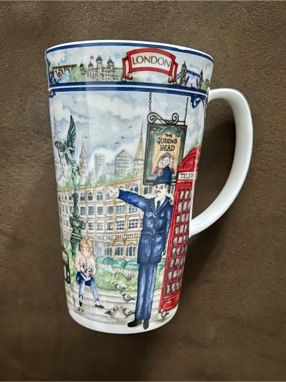 Vintage James Sadler Picadilly London mug
